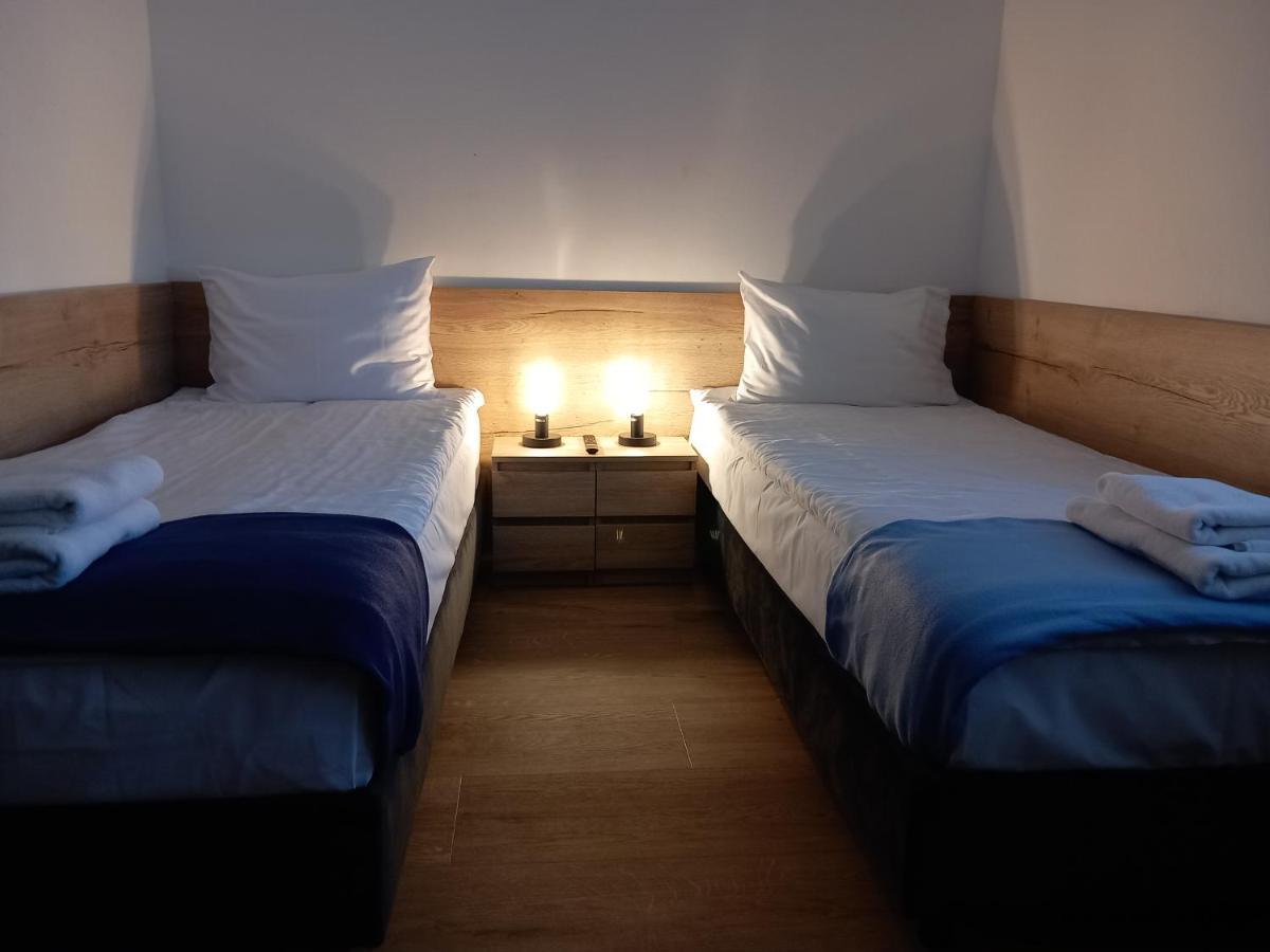 Jura Hotel Osiek Olkusz Ngoại thất bức ảnh